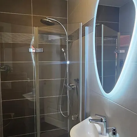 Ferienhaus-windflüchter Hirtenweg 3b Ferienhaus Ostseeheilbad Zingst